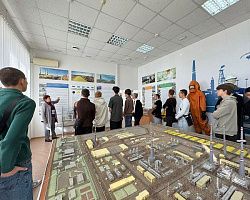 Студенты специальности 21.02.01 «Разработка и эксплуатация нефтяных и газовых месторождений» посетили Музей ООО «Газпром добыча Астрахань»