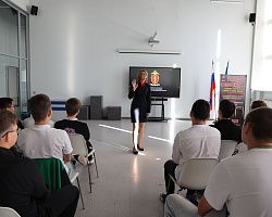 Профилактика зависимостей и правонарушений со студентами 